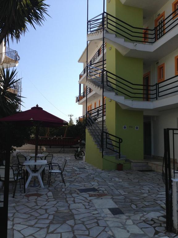 Remezzo Apartments Sami  Bilik gambar