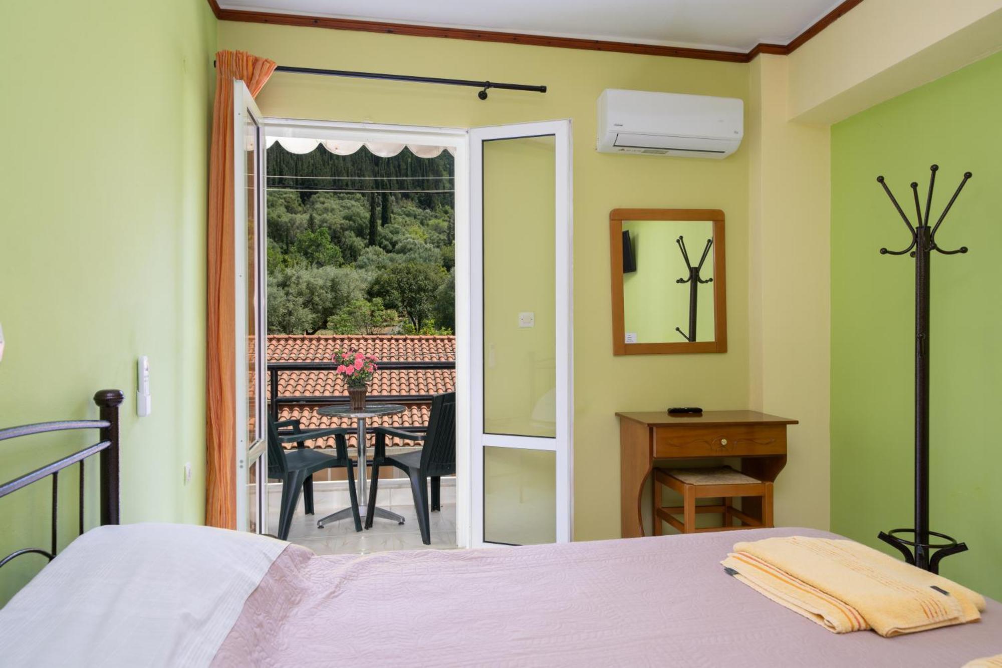 Remezzo Apartments Sami  Luaran gambar