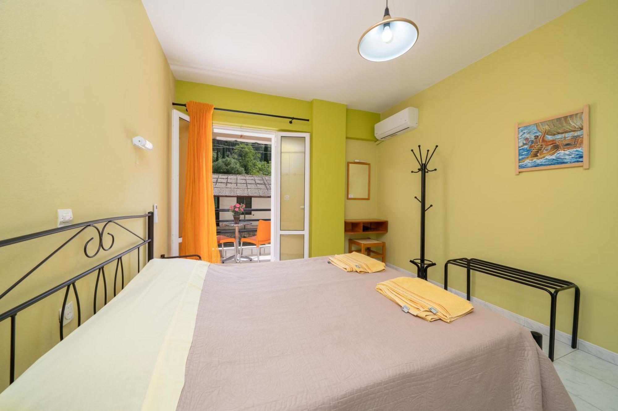 Remezzo Apartments Sami  Luaran gambar