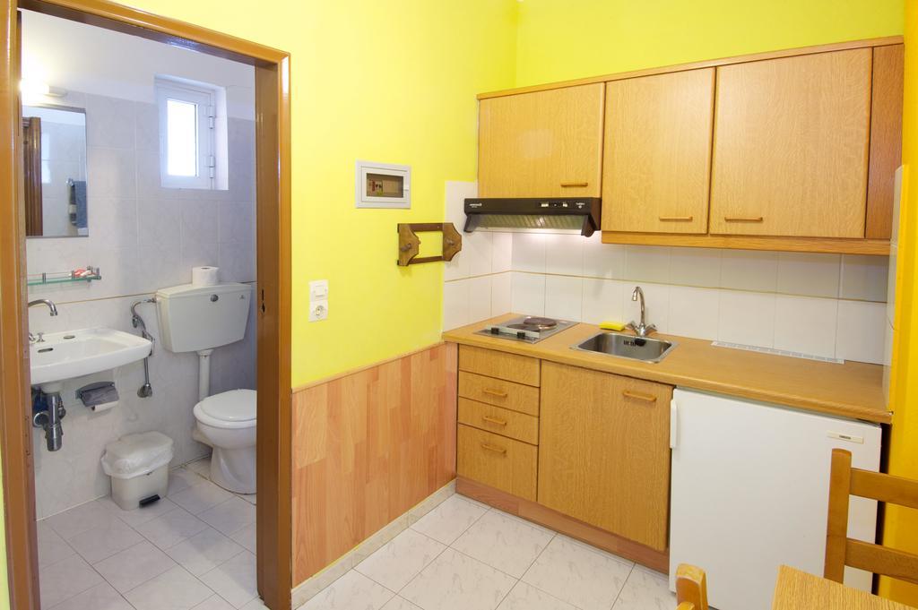 Remezzo Apartments Sami  Bilik gambar